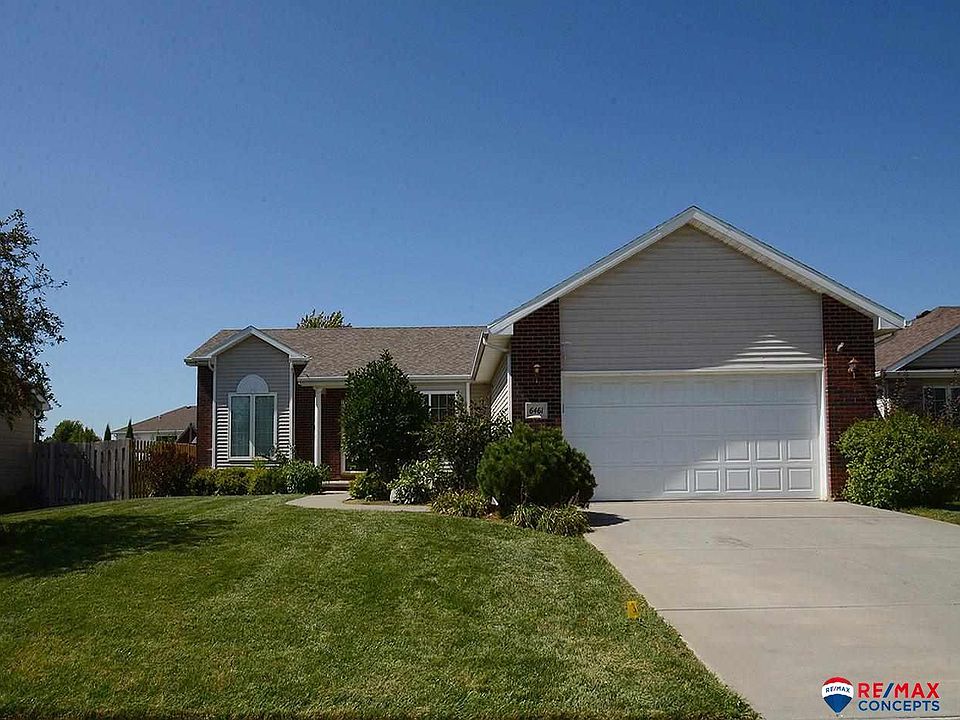 1st image of 6461 Saline Dr
