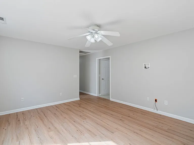 10605 Missoula Way — Photo 6
