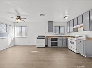 38501 Larkin Ave APT 4, Palmdale, CA 93550