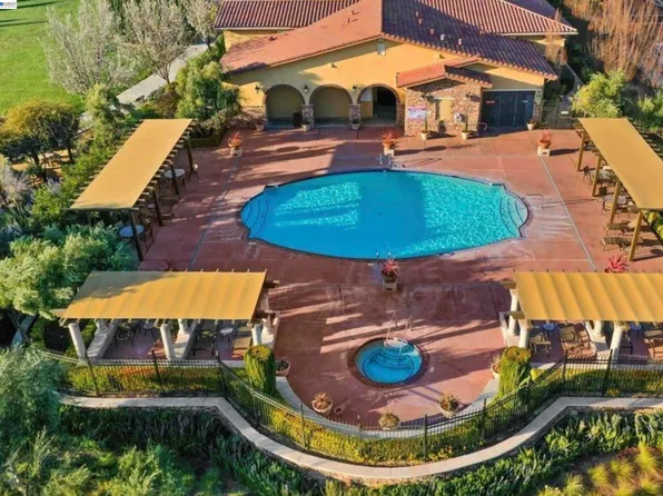 3391 Monaghan St, Dublin, CA 94568