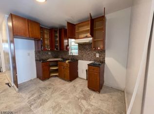 408 Fulton St, Elizabeth, NJ 07206