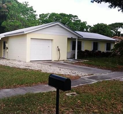 2nd image of 525 21st Ave