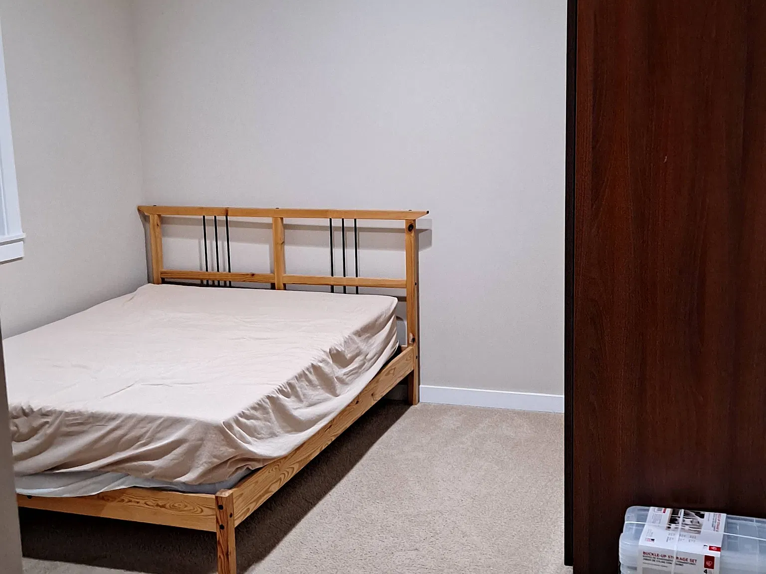 5 bed, 3.5 bath, 3370 sqft, $1,000 — Photo 4
