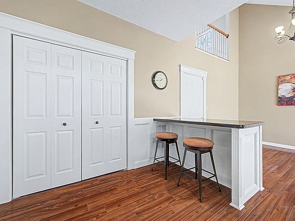 4th image of 5 Tiffney Rd