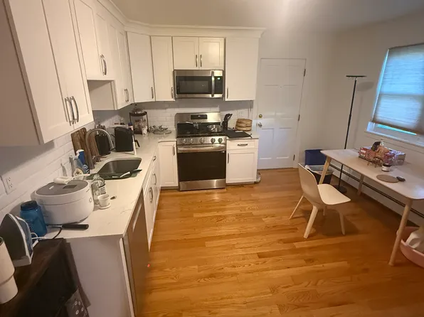 65 Elton Ave #61, Watertown, MA 02472