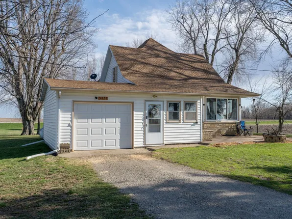 5825 Highway 30 E, Blooming Prairie, MN 55917