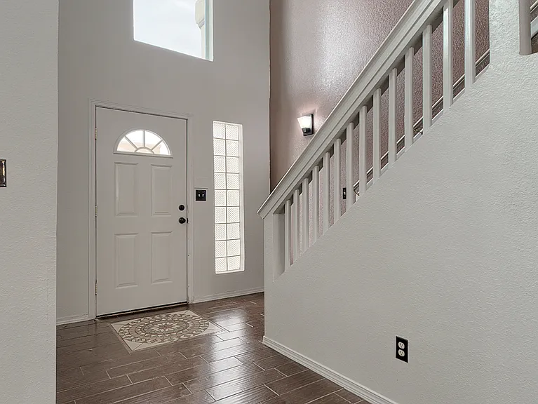 11571 Plautus Ct — Photo 4