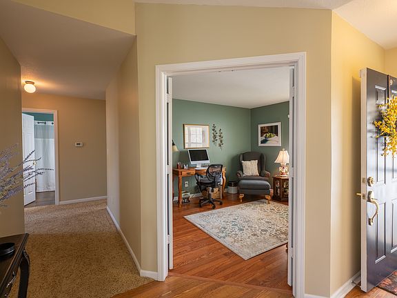 3rd image of 7928 Alamosa Ln