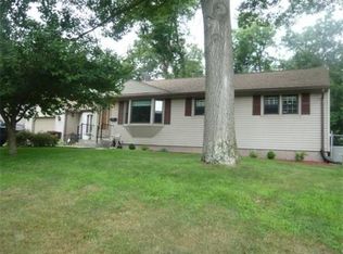 36 Conlin Dr, Enfield, CT 06082