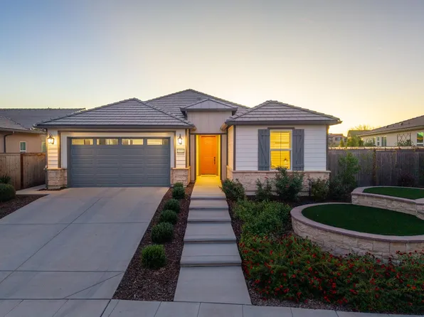 4468 Little Canyon Dr, Madera, CA 93636