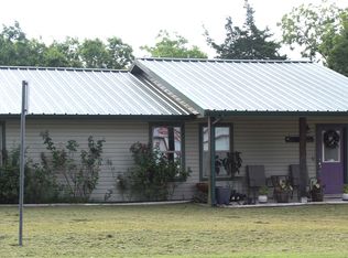 402 Cleveland St, Bailey, TX 75413