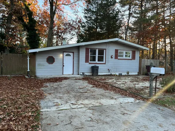 531 Astor Pl, Bayville, NJ 08721