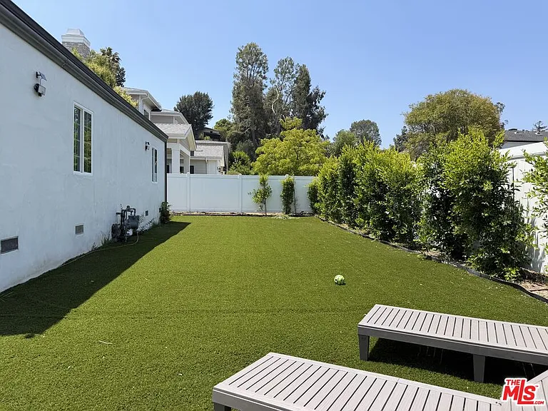 11836 Laurelwood Dr — Photo 48