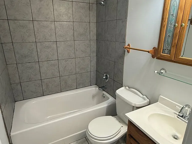 1001 Traci Dr — Photo 8