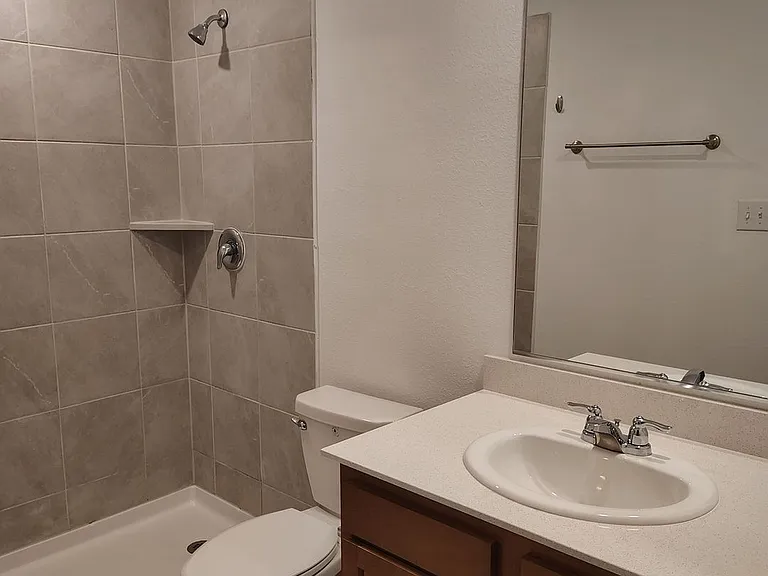 142 Plumcove Dr — Photo 29