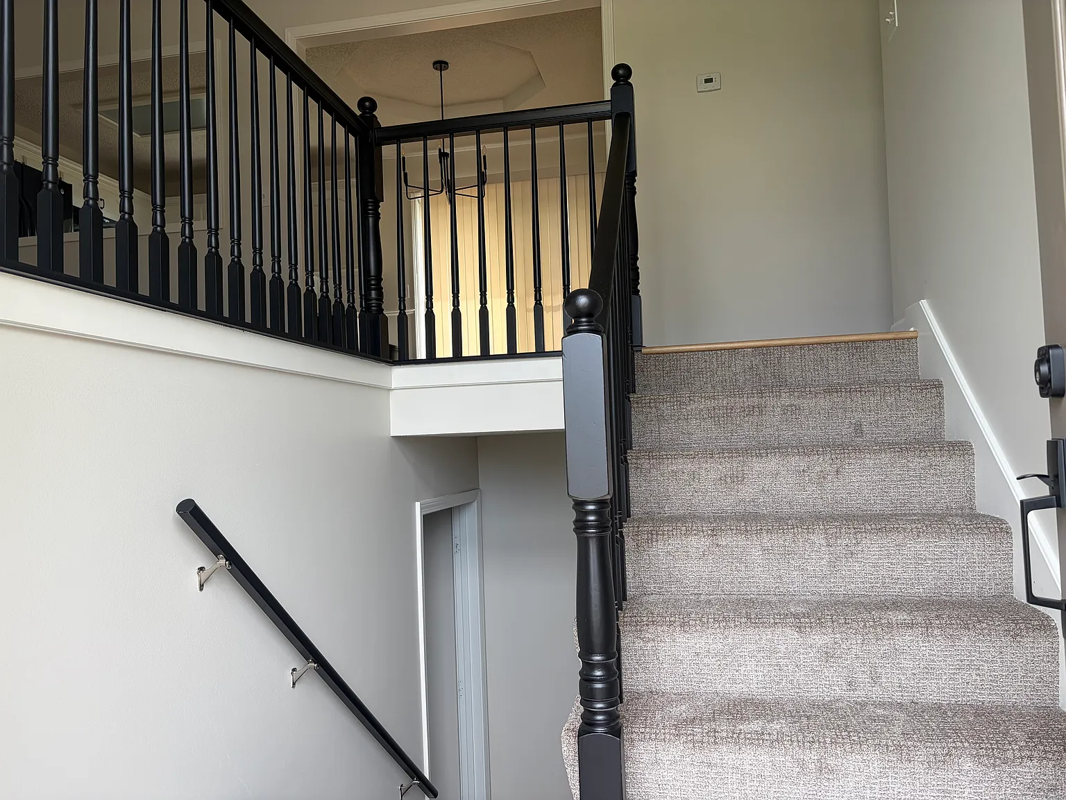 3 bed, 1400 sqft, $1,875 — Photo 2