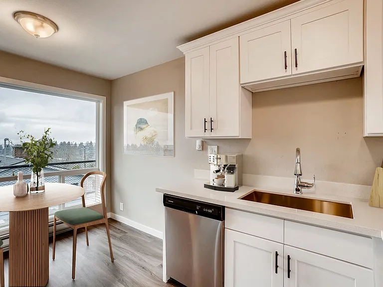Highland Ridge — Photo 3