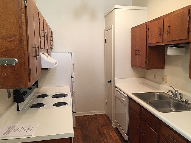 2nd image of 5808 B St APT 2C