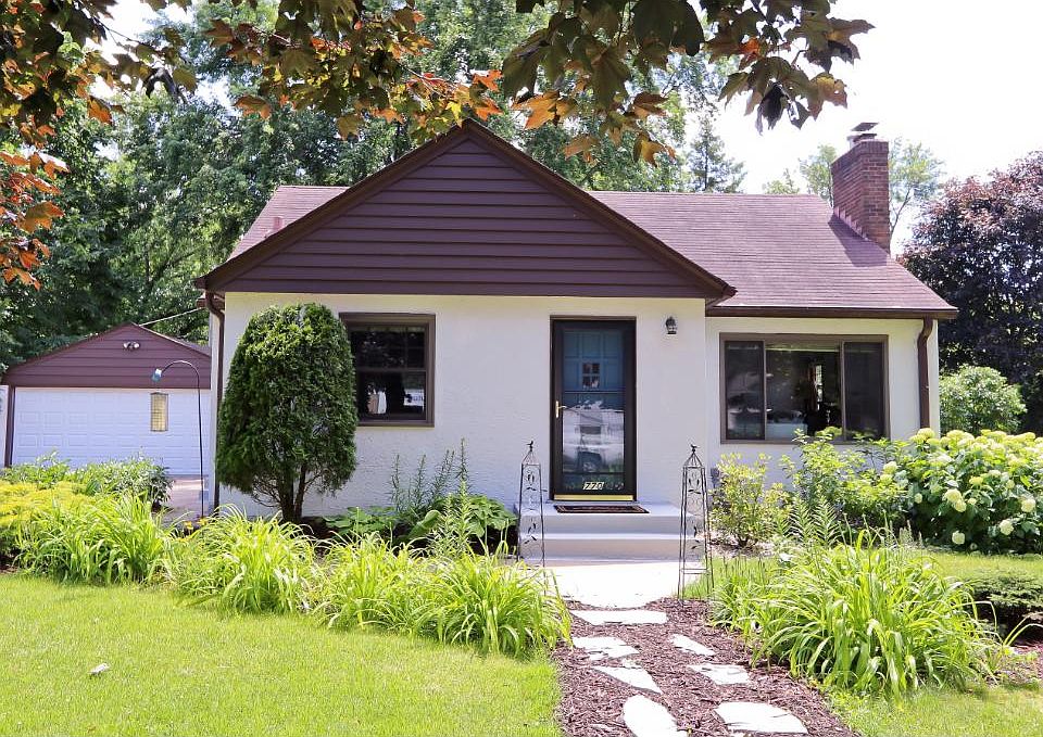 1st image of 770 Lovell Ave