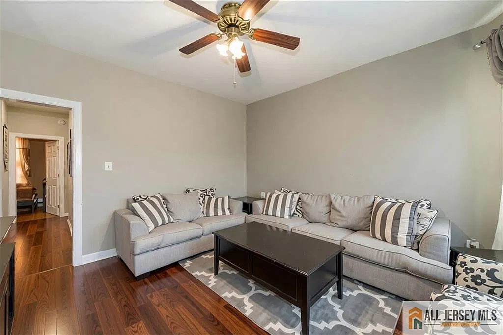 2 bed, 1.0 bath, $13,500 — Photo 3