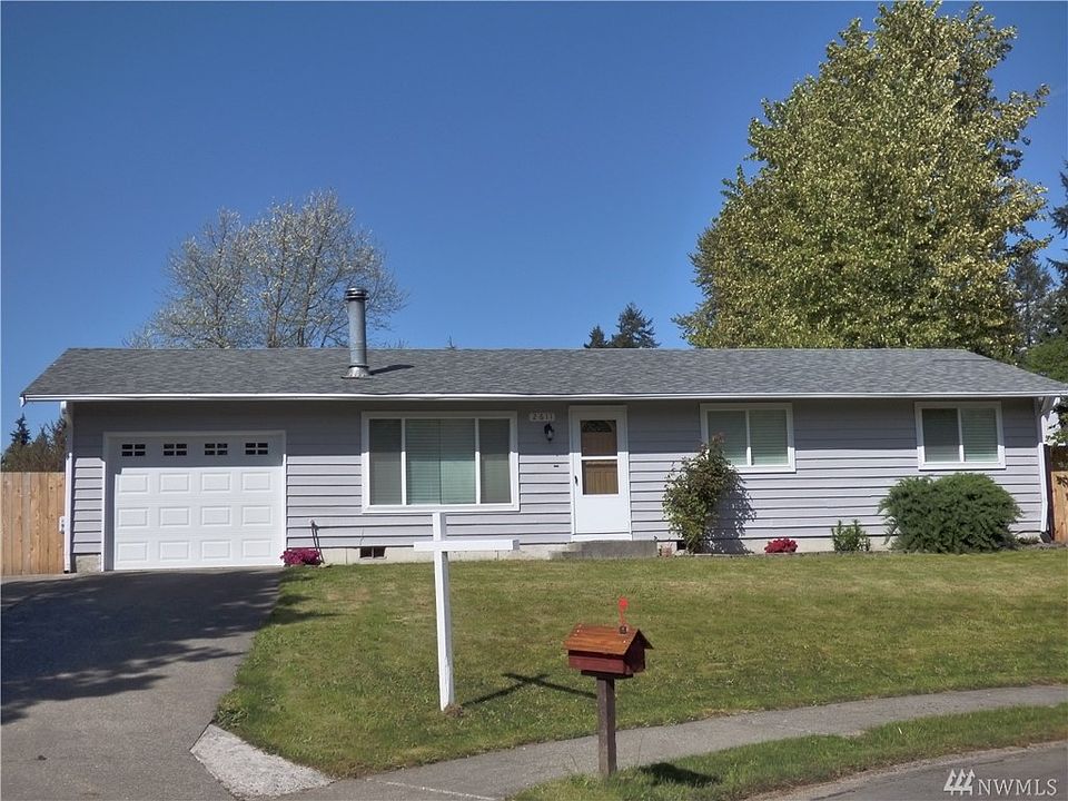 1st image of 2611 27th Avenue Ct SE