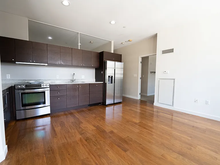 285 Columbus Ave #503 — Photo 22