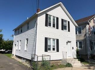 106 Parnell St, Providence, RI 02909