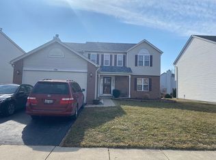130 Fairfield Dr, Romeoville, IL 60446