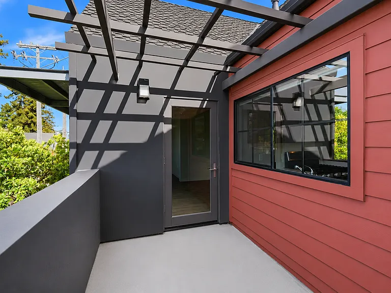 Upscale Westside Living! Spacious 2BD/2BA Above Copal Restaurant — Photo 10