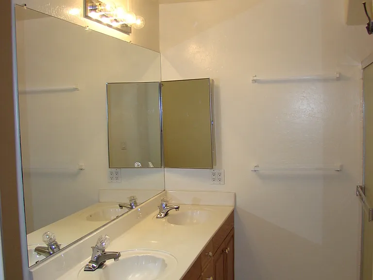 191 Olive Ln — Photo 20