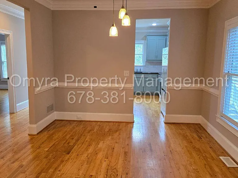 105 Selman St SE — Photo 7