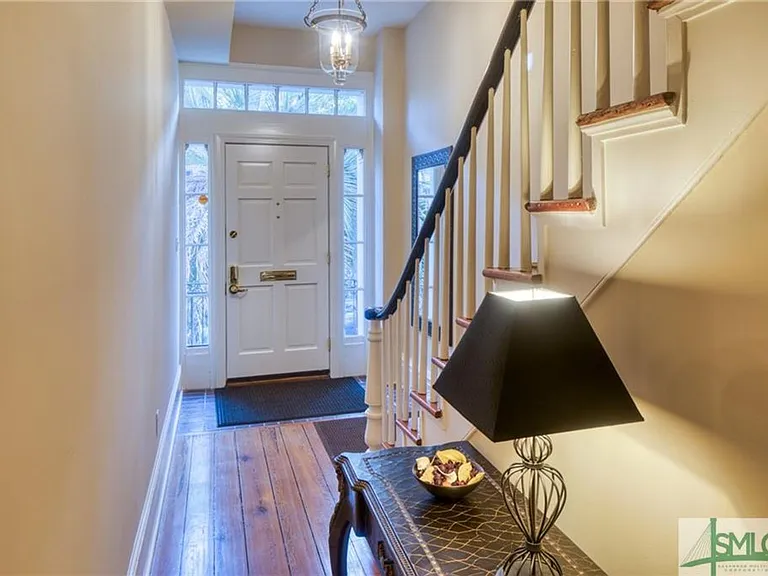 20 E Macon St — Photo 4