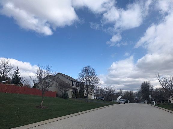 4th image of 225 Jenny Ln