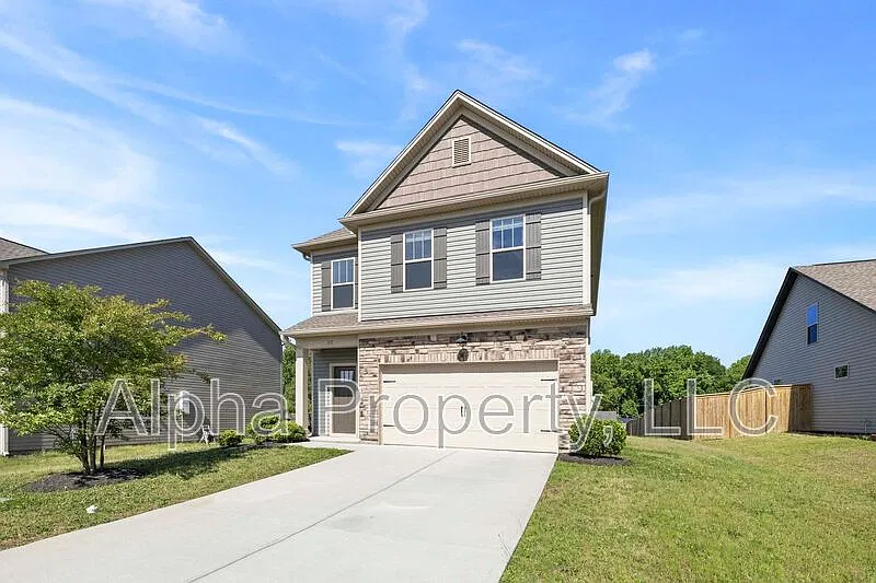 3 bed, 2.5 bath, 1709 sqft, $2,000 — Photo 2