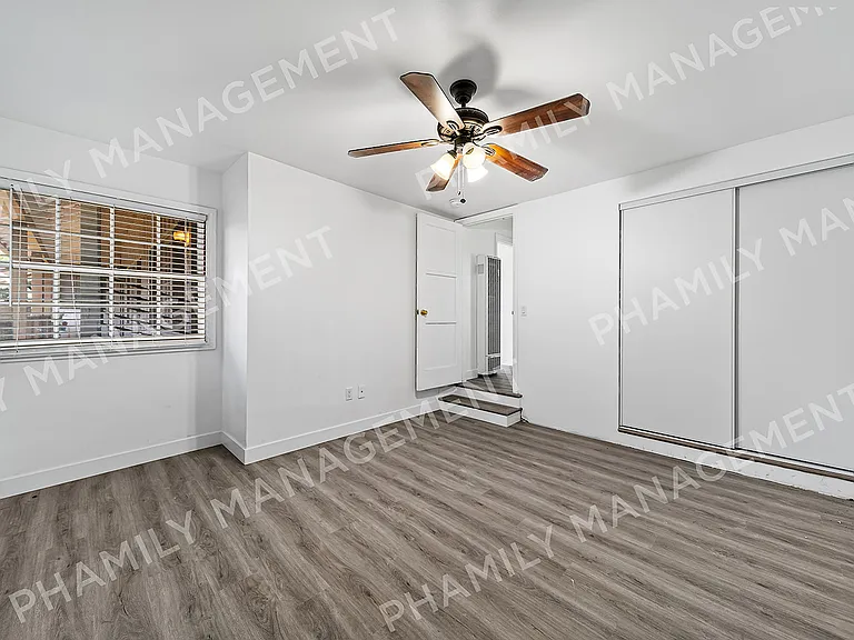 1745 Grevelia St #19 — Photo 9