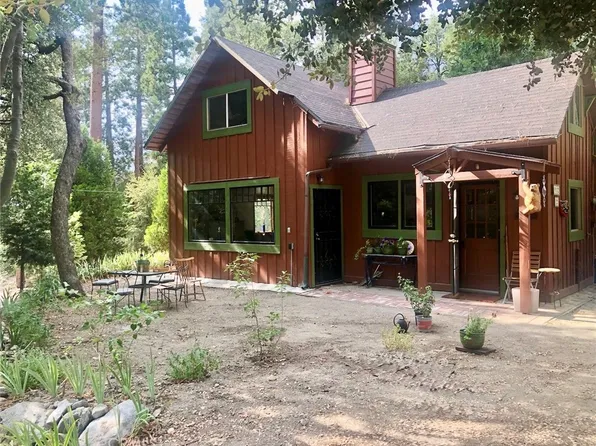 9112 Torrey Pines Rd, Forest Falls, CA 92339