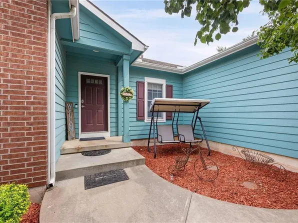 1405 S Pine Ct, Ottawa, KS 66067