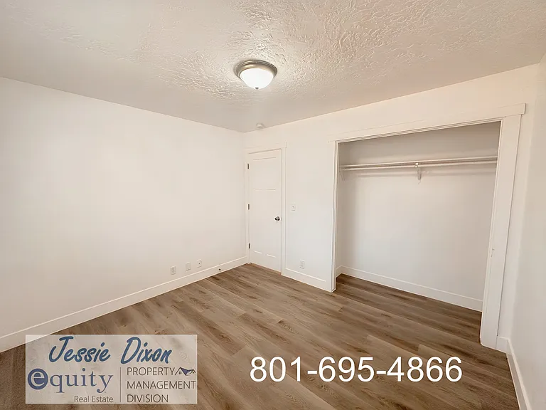 224 W 2350 N #D — Photo 8