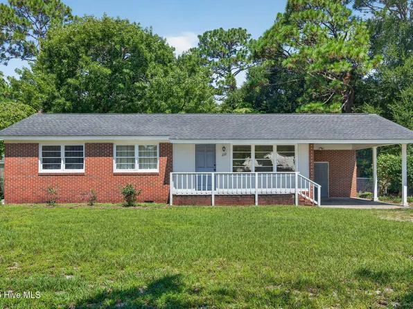 233 Long Leaf Acres Drive, Wilmington, NC 28405