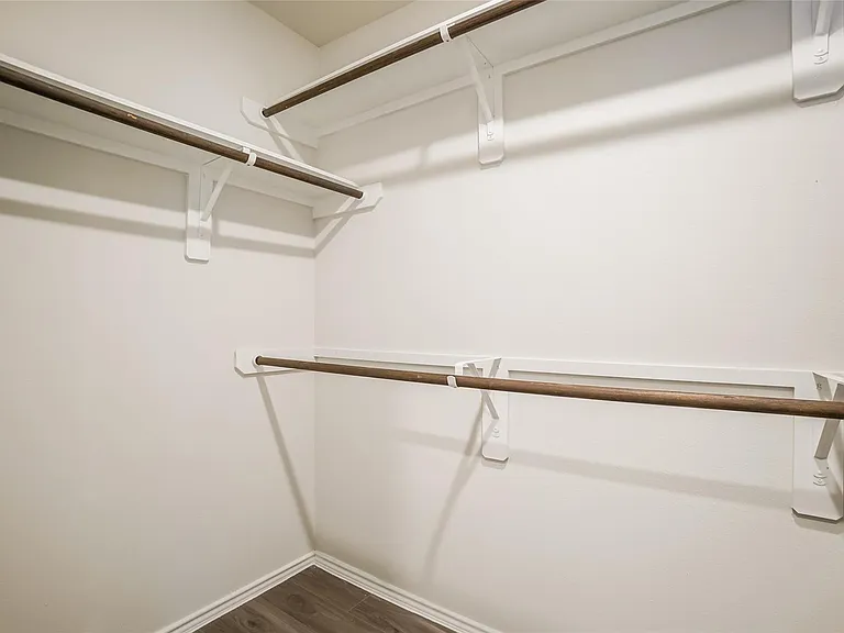 1228 Narrow Heights Dr — Photo 12