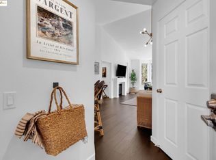 180 Caldecott Ln #U314, Oakland, CA 94618