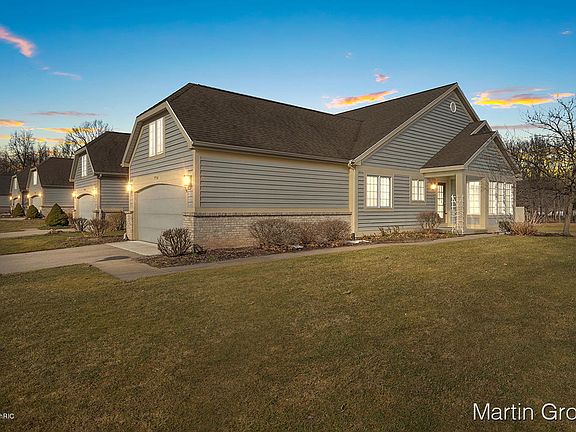 2nd image of 7754 Greenbrier Dr NE #100