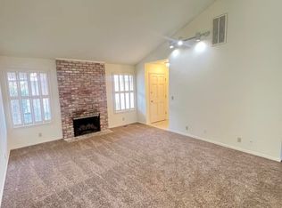 1620 Sylvan Ave APT C, Modesto, CA
