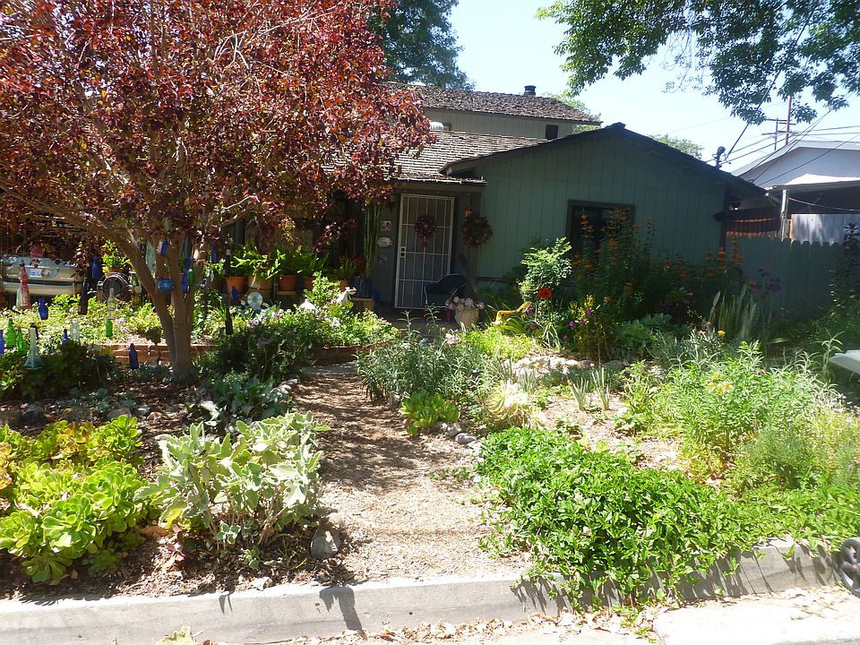2nd image of 4436 Bellflower Dr