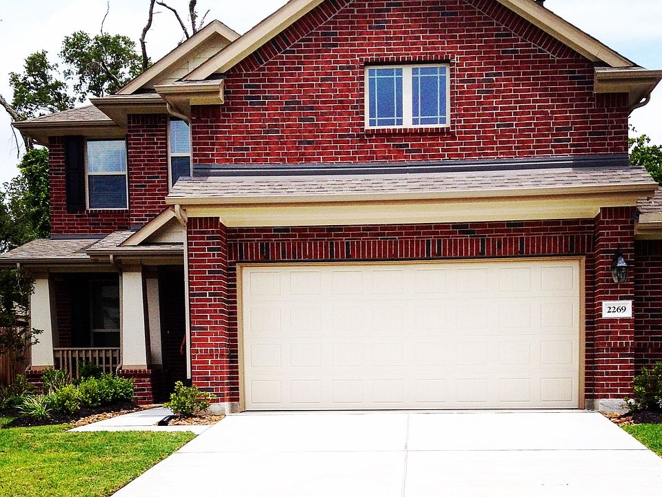 1st image of 2269 Oak Circle Dr N