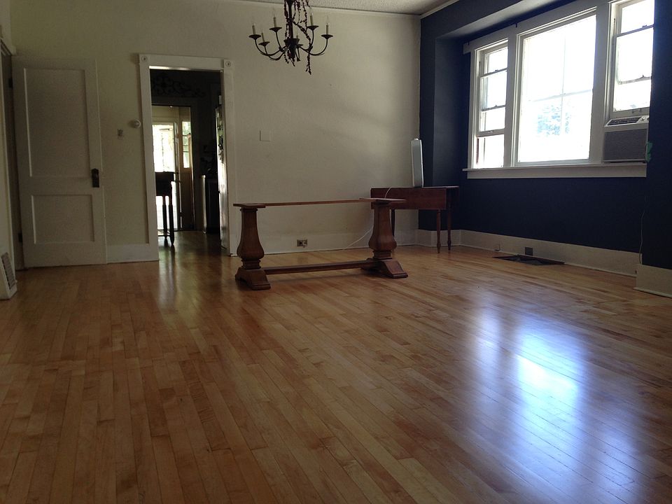 2nd image of 333 Wyoming Ave