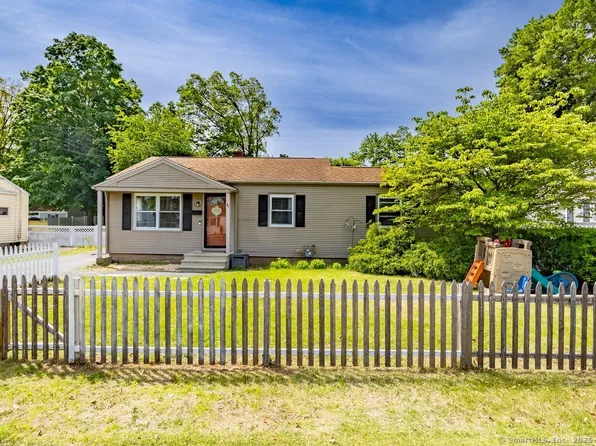 36 Lawncrest Drive, Southington, CT 06489