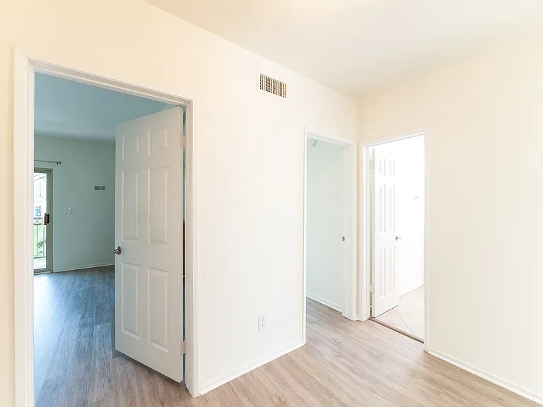 8219 Redlands St — Photo 19