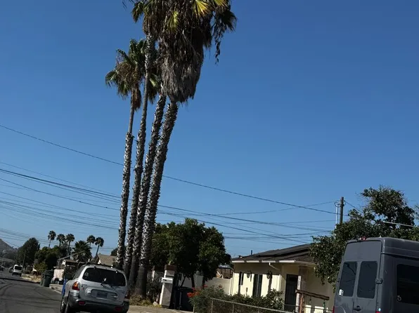 417 S 2nd St, El Cajon, CA 92019