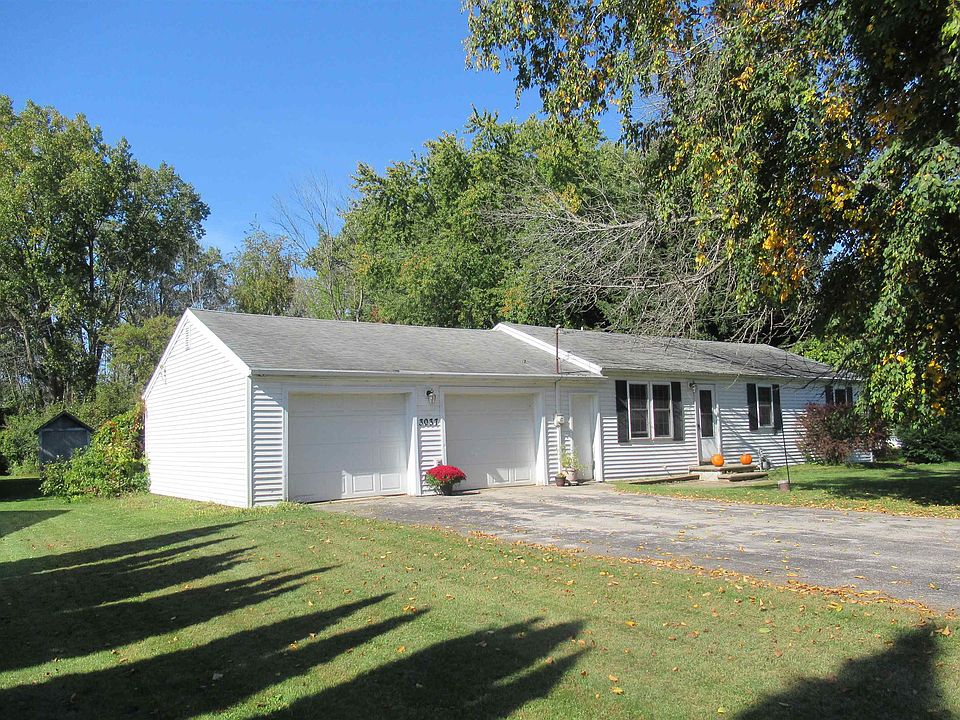 1st image of 3037 Birch Rd
